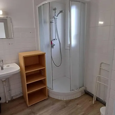 F2 à Avec Vue Sur L'étang, Proche Thermal, 1 Chambre, Non-fumeur - Fr-1-571-64 *